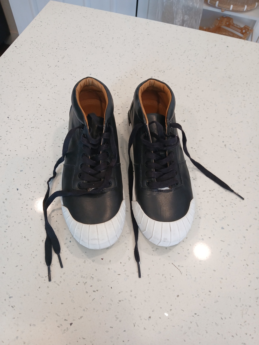 John Fluevog Leather Sneakers Men US  M7 Black